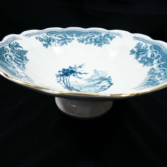 VTG Korosten Ukraine USSR Porcelain Blue on white gold rim pedestal bowl - Picture 10 of 11
